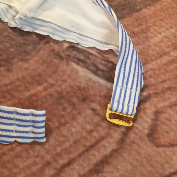 Victoria’s Secret Striped Bikini Top - Picture 5 of 5